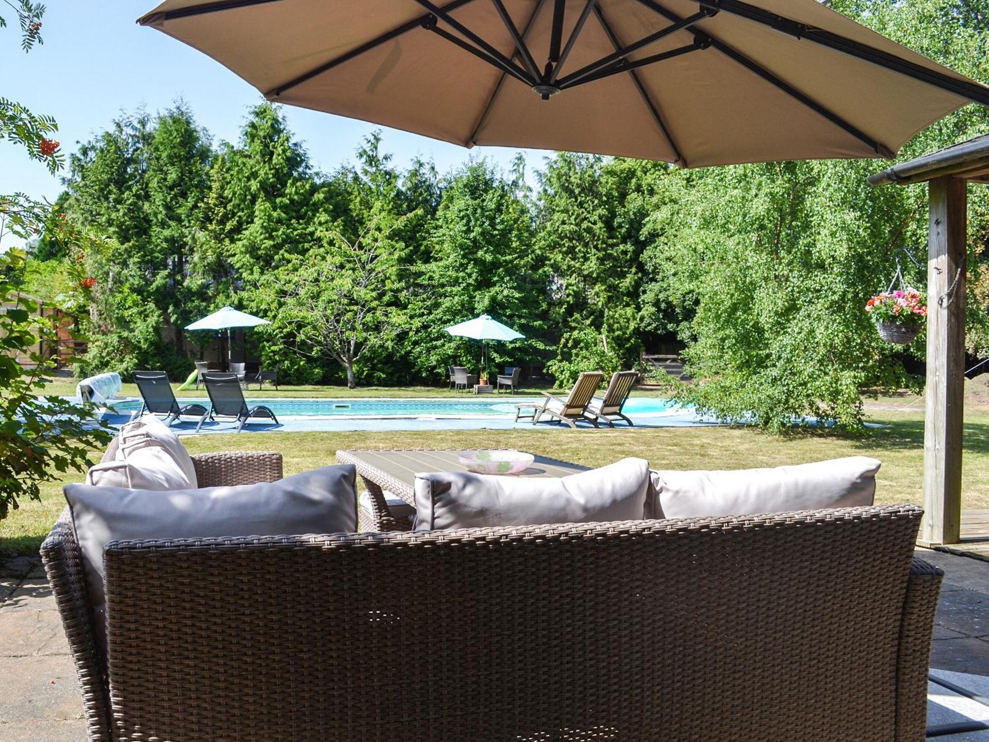 Вилла The Joiners Rest Stowting Экстерьер фото